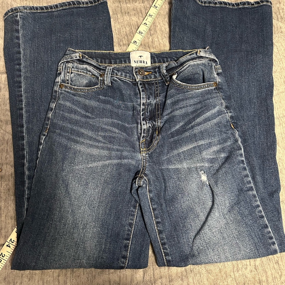 Serra Women's Straight Leg Denim Jeans